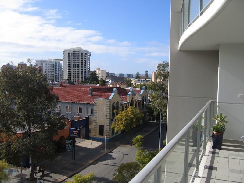 30/269 Hay Street, East Perth WA 6004