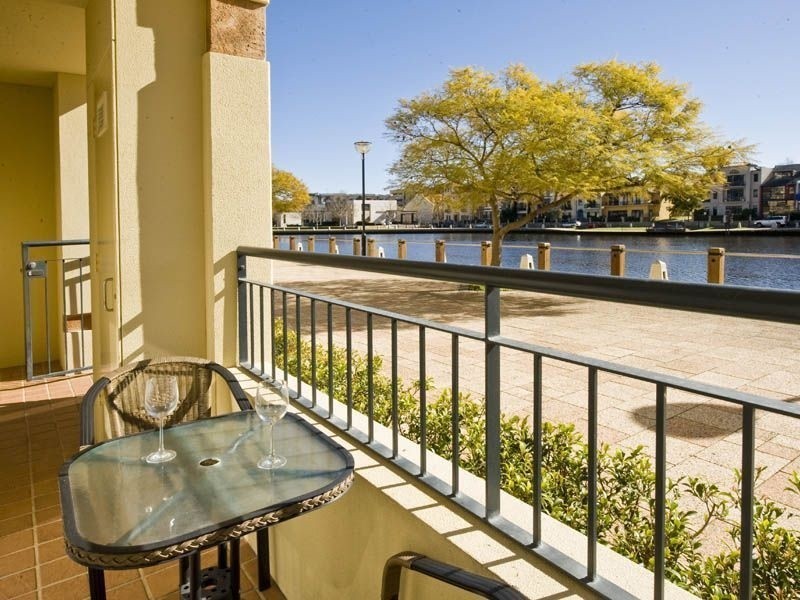 25/20 Royal Street, East Perth WA 6004