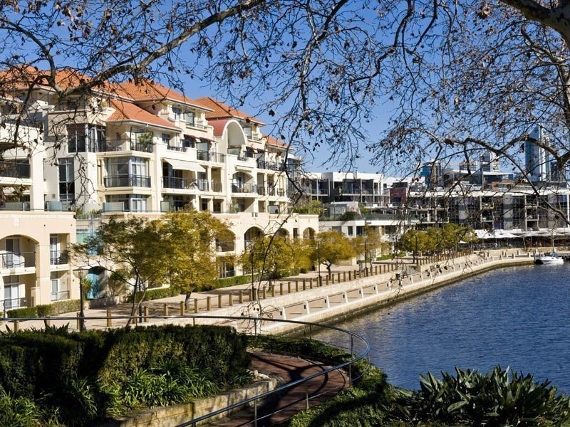 25/20 Royal Street, East Perth WA 6004