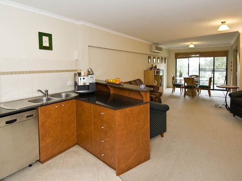 17/2 Outram Street, West Perth WA 6005
