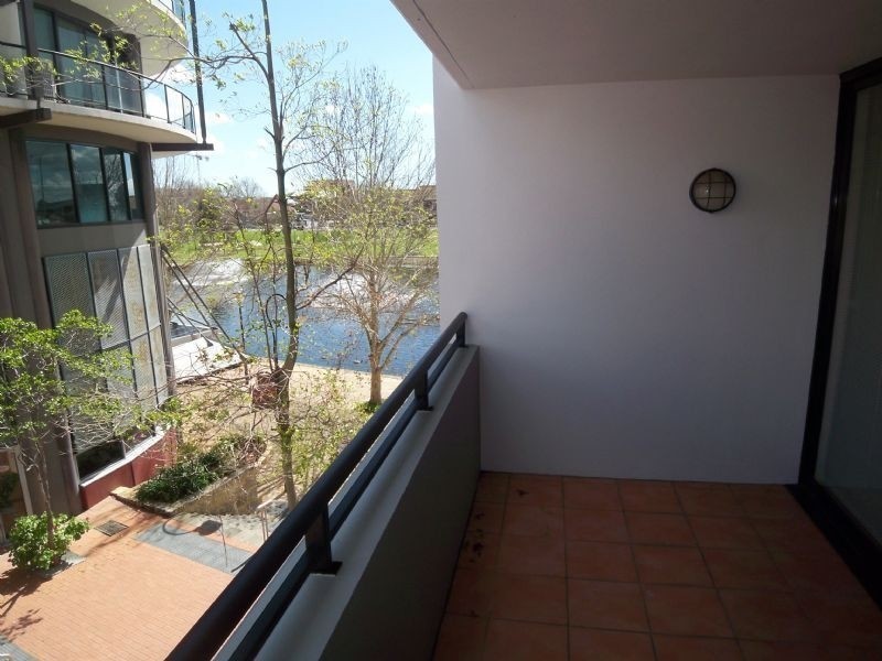 9/82 Royal Street, East Perth WA 6004