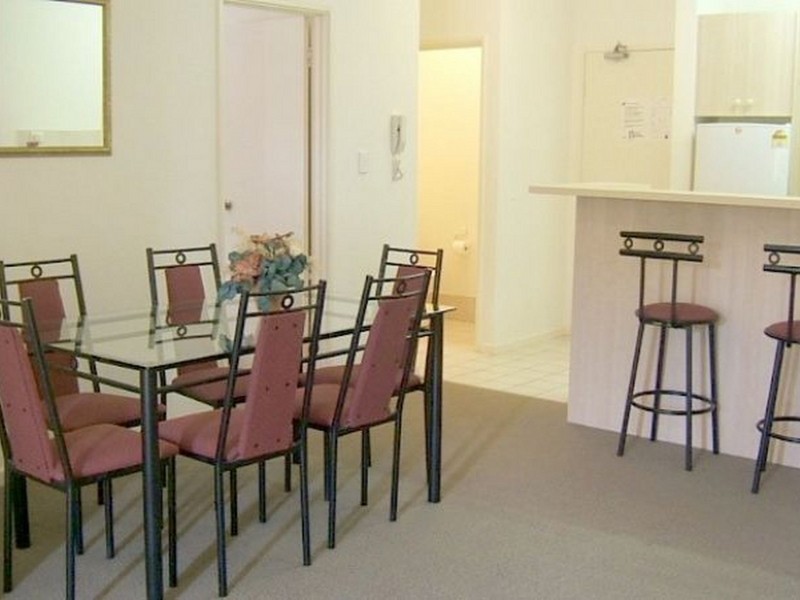 20/11 Regal Place, East Perth WA 6004
