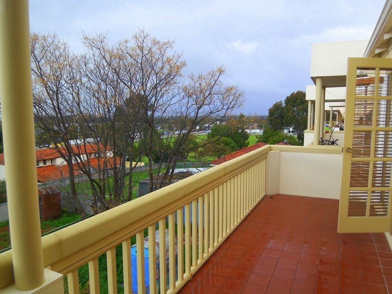 36/22 Nile Street, East Perth WA 6004