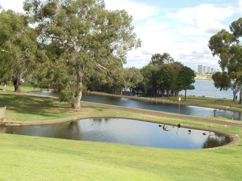 1/40 Fourth Avenue East, Maylands WA 6051