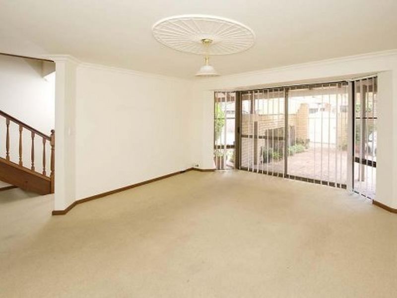 2/35 Milson Street, South Perth WA 6151