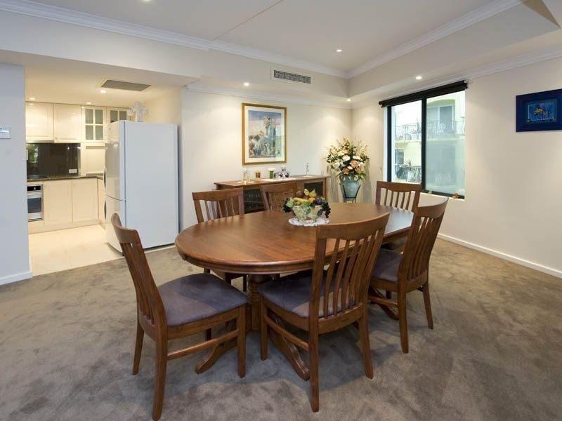 9/118 Royal Street, East Perth WA 6004