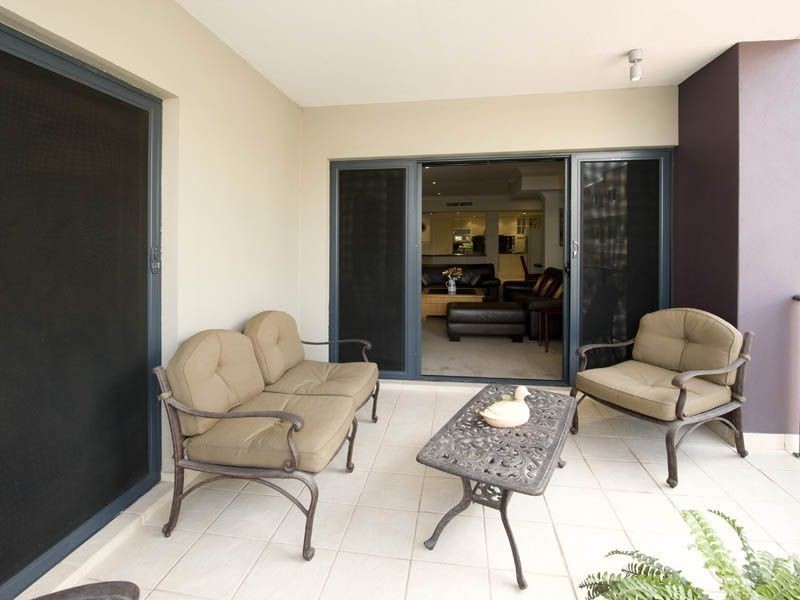 9/118 Royal Street, East Perth WA 6004