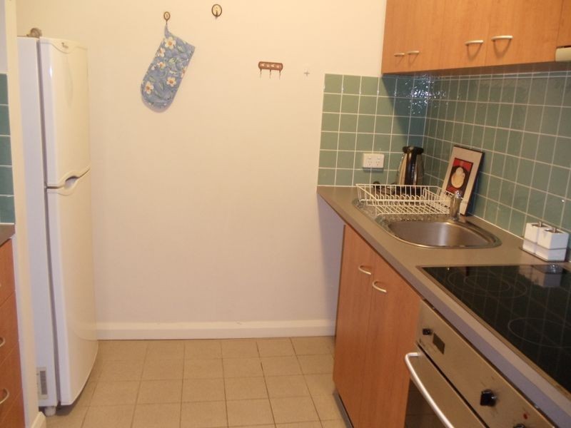 M10/811 Hay street, Perth WA 6000