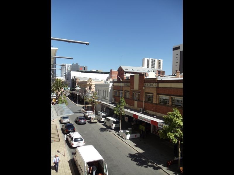M10/811 Hay street, Perth WA 6000