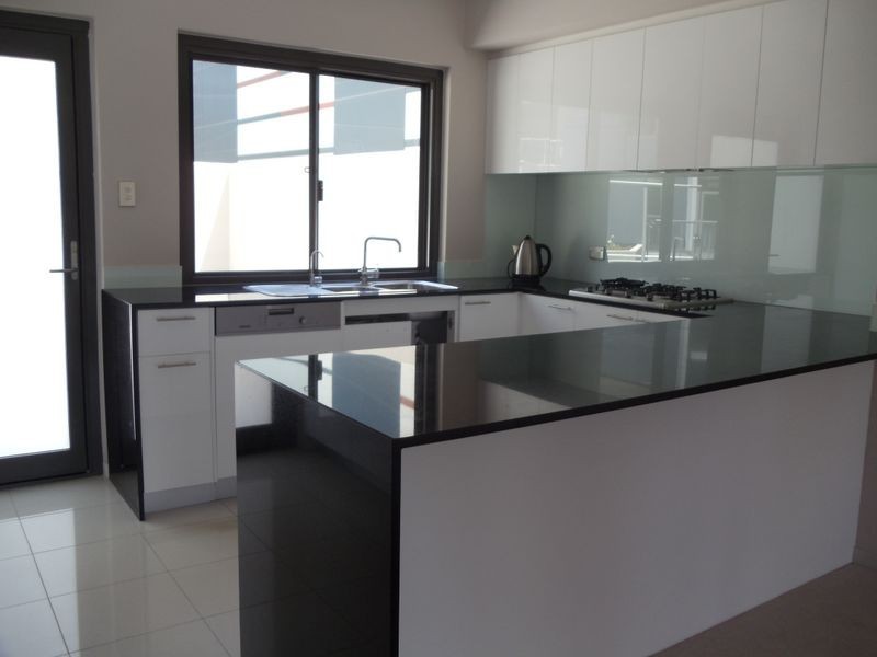 1/8 Hordern Street, Victoria Park WA 6100