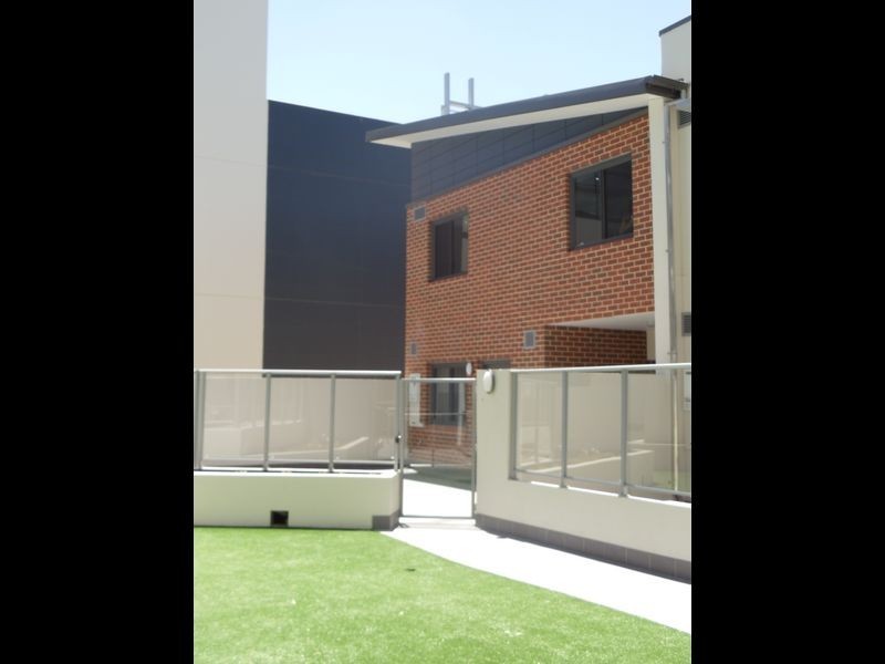 1/8 Hordern Street, Victoria Park WA 6100