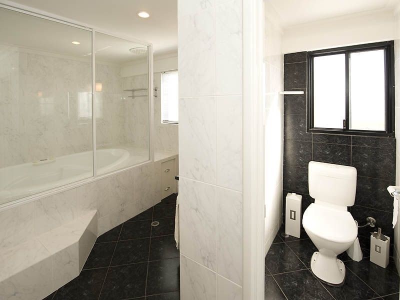 27 Tully Road, East Perth WA 6004