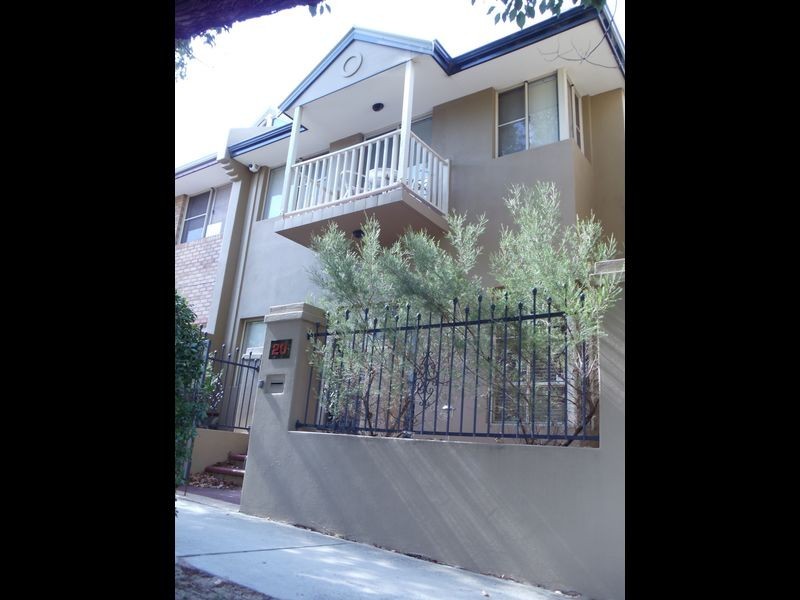 20 Constitution Street, East Perth WA 6004