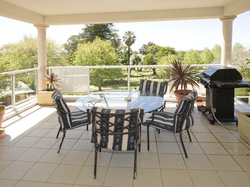 8/1 Royal Street, East Perth WA 6004