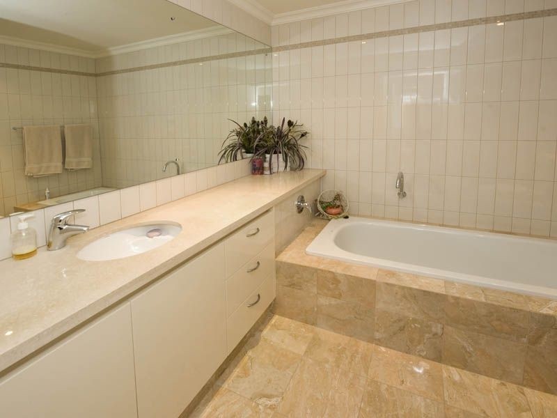 8/1 Royal Street, East Perth WA 6004