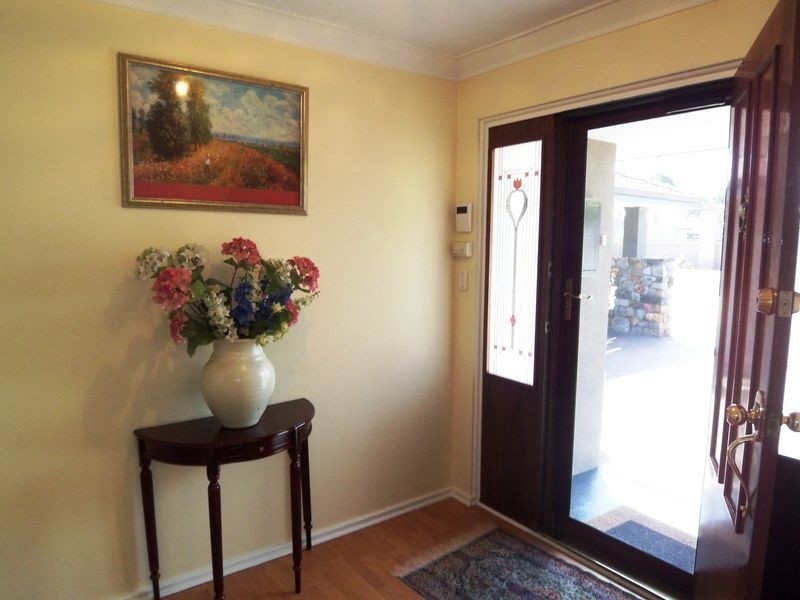 51 Grey Street, Bayswater WA 6053