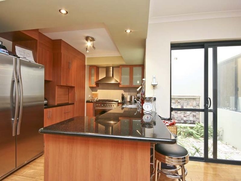 36 Tully Road, East Perth WA 6004