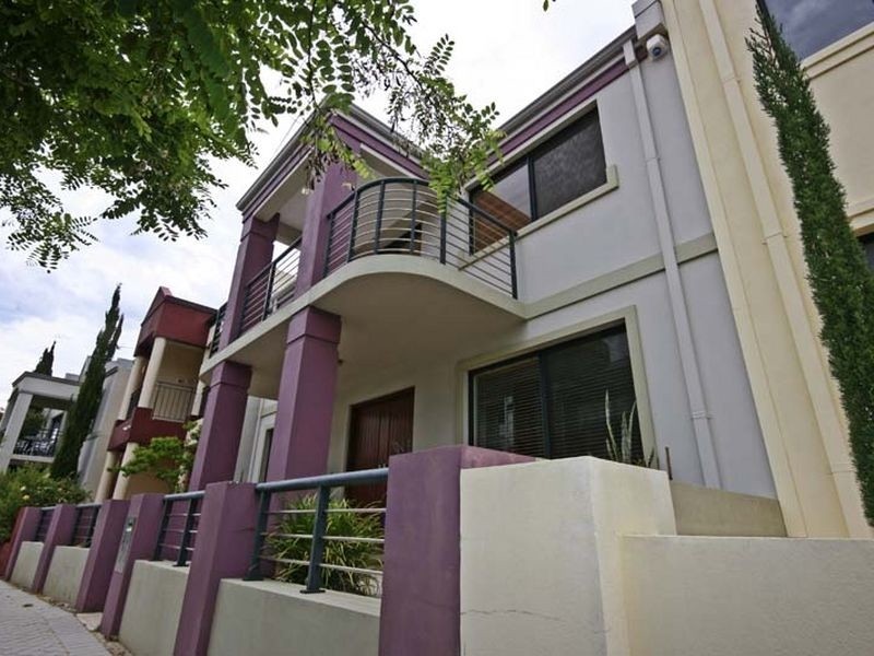 36 Tully Road, East Perth WA 6004