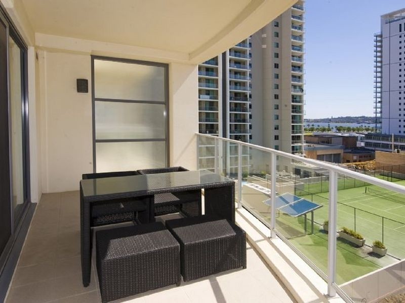 24/11 Bennett Street, East Perth WA 6004