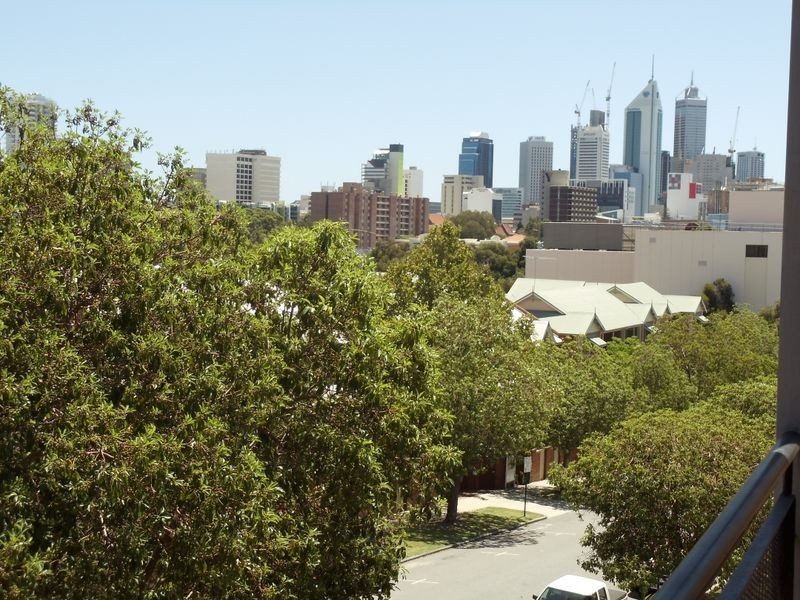 5/28 Bronte Street, East Perth WA 6004