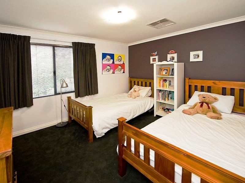 35 Barang Circuit, Karawara WA 6152