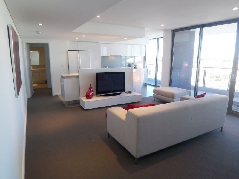 806/2 Oldfield Street, Burswood WA 6100