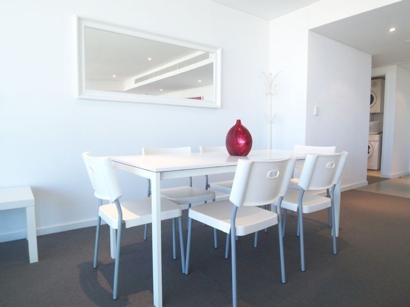 806/2 Oldfield Street, Burswood WA 6100