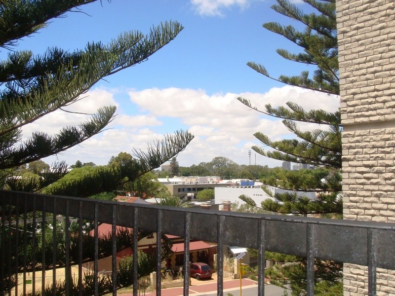 8/133 Lincoln Street, Highgate WA 6003