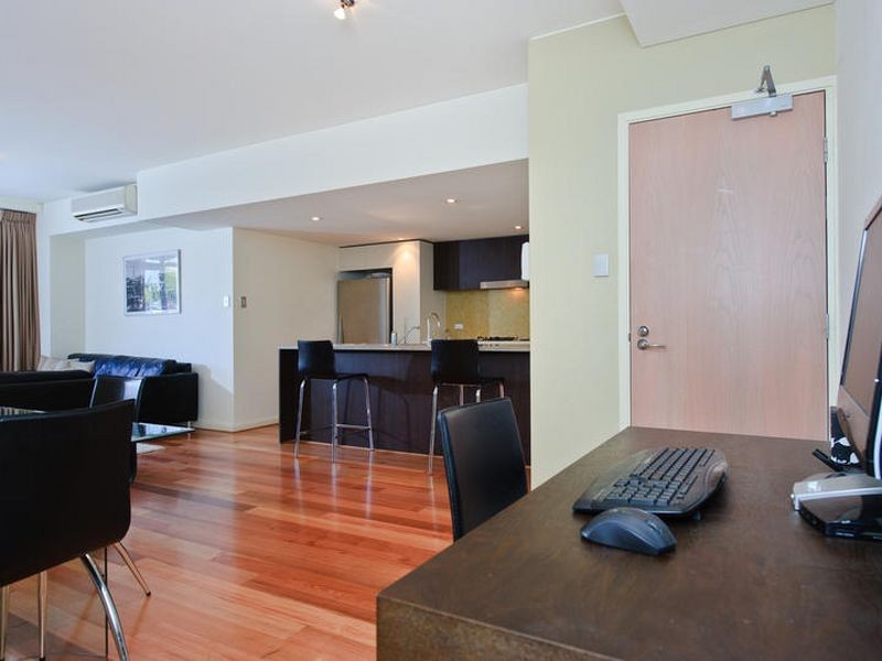 4/2a Goderich Street, East Perth WA 6004