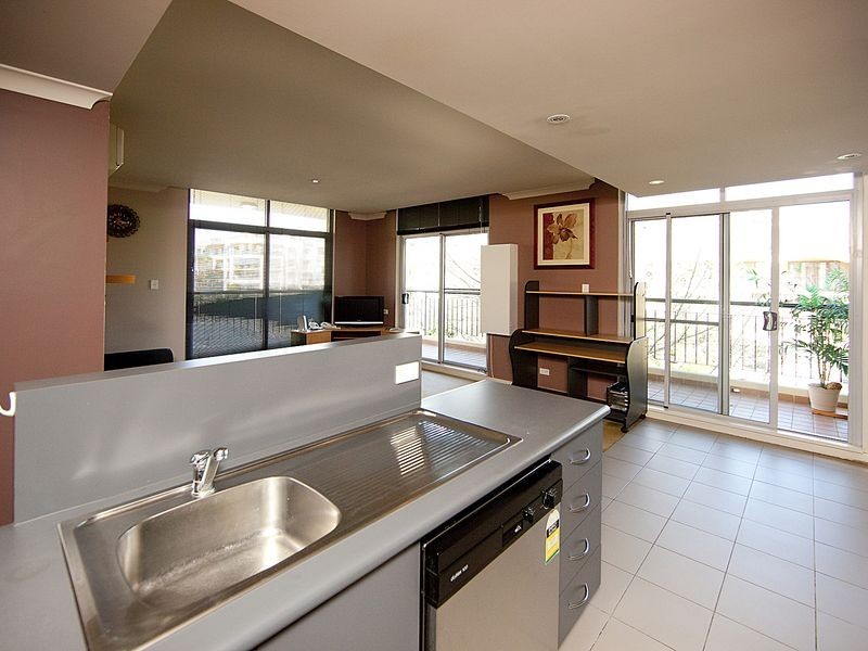 64/20 Royal Street, East Perth WA 6004