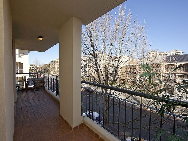 64/20 Royal Street, East Perth WA 6004