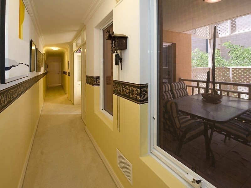 4/30 Waterloo Crescent, East Perth WA 6004