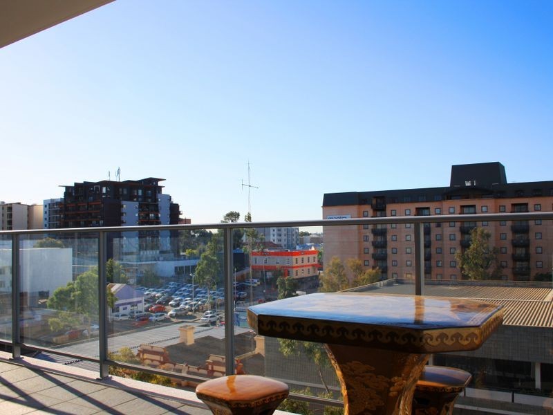 19/151 Adelaide Terrace, East Perth WA 6004