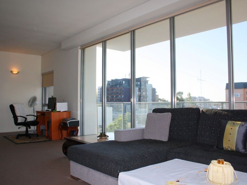 19/151 Adelaide Terrace, East Perth WA 6004