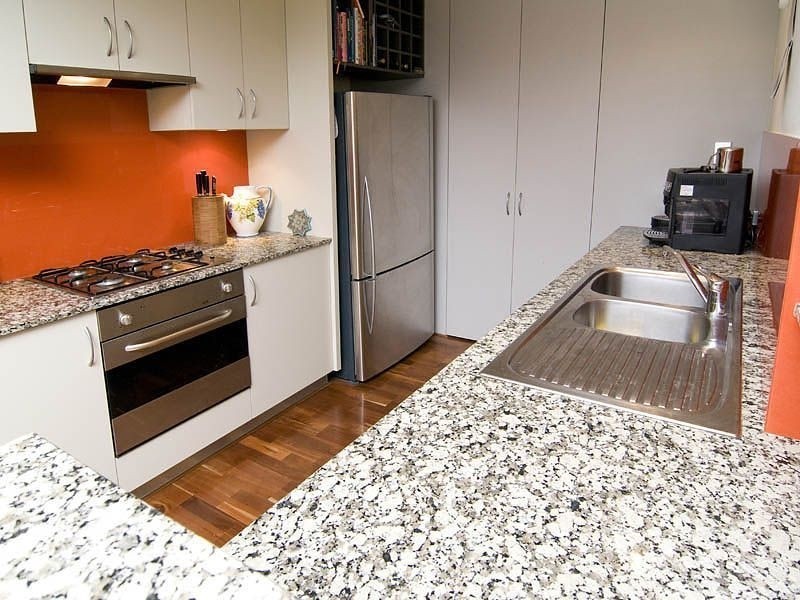 2/26 Saunders Street, East Perth WA 6004