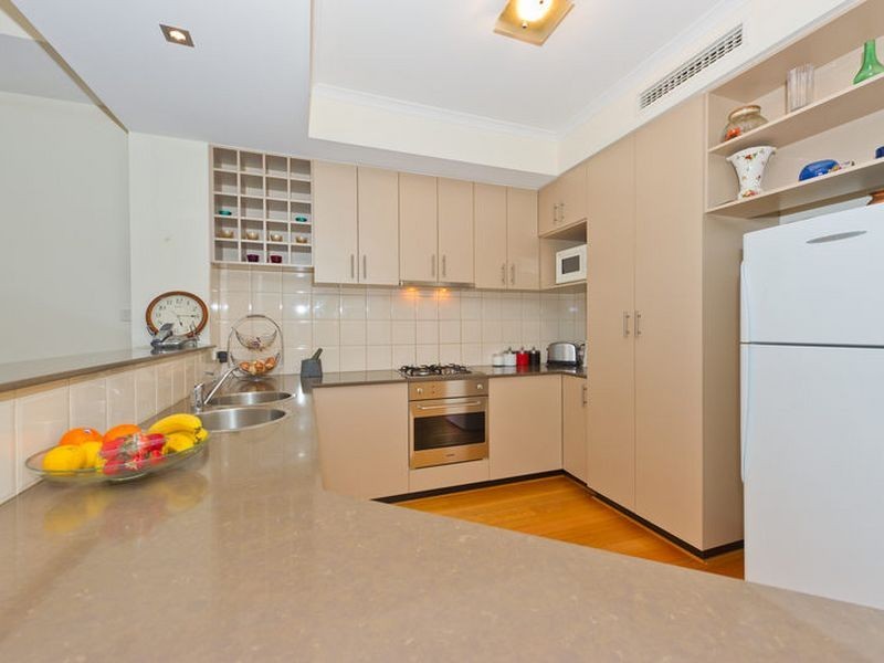 4/7 Henry Street, East Perth WA 6004