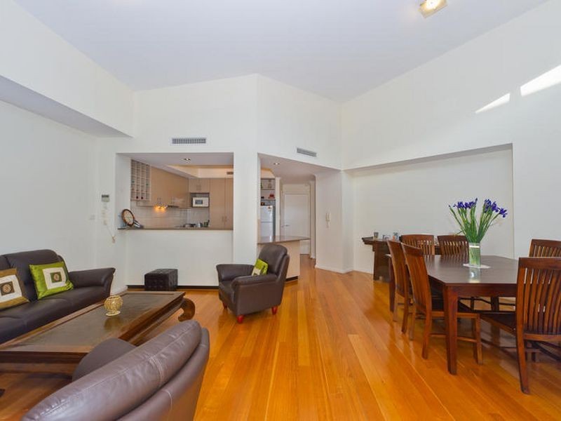 4/7 Henry Street, East Perth WA 6004