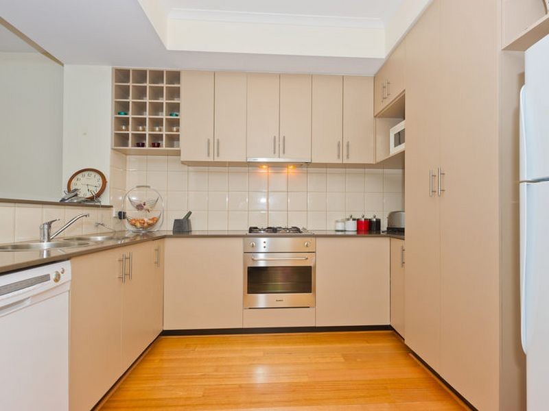 4/7 Henry Street, East Perth WA 6004