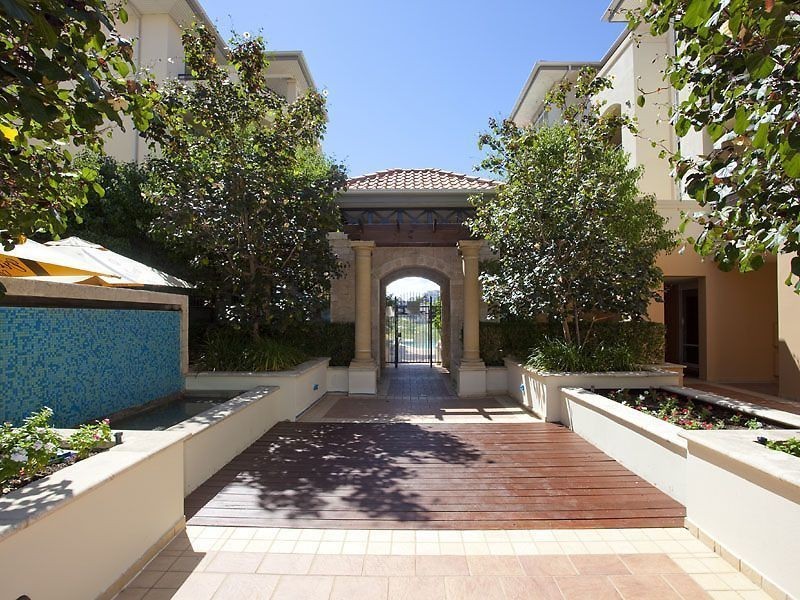 70/20 Royal Street, East Perth WA 6004