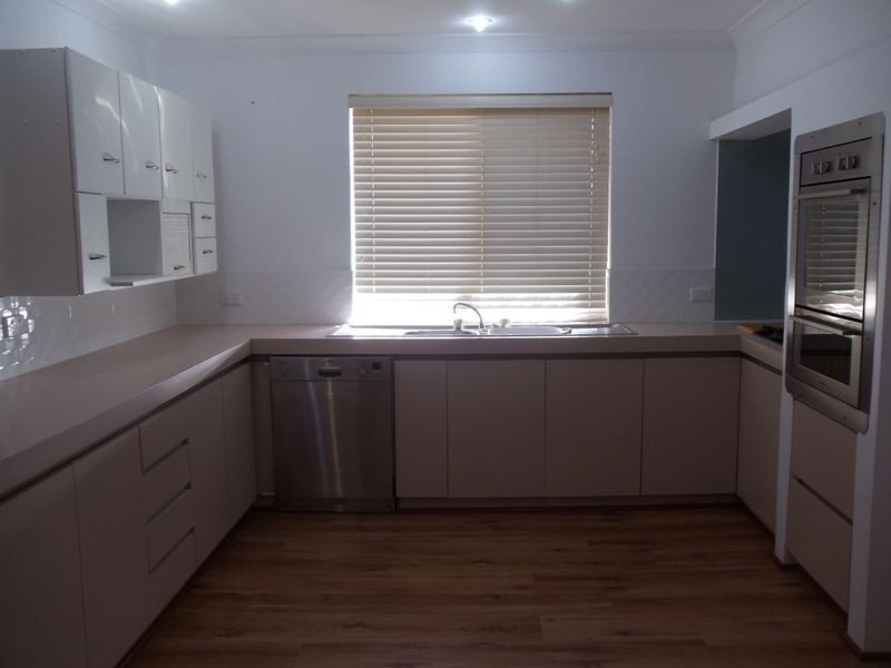 14 Rosewood Crescent, Dianella WA 6059