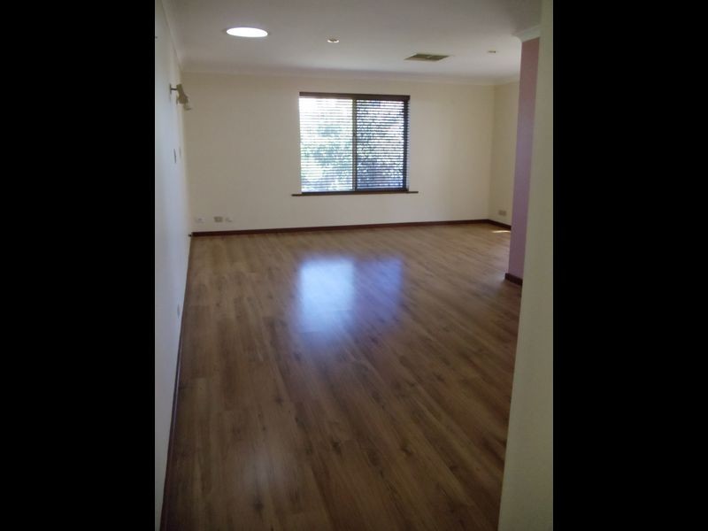 14 Rosewood Crescent, Dianella WA 6059