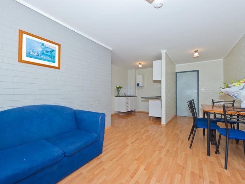 1/99 Herdsman Parade, Wembley WA 6014