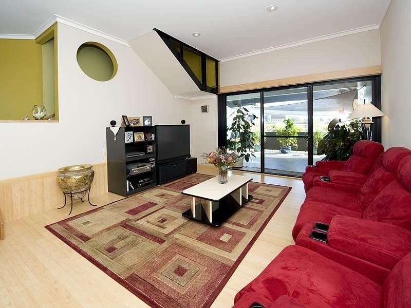 27 Tully Road, East Perth WA 6004