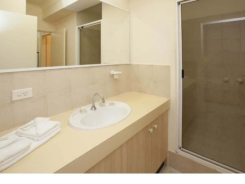 33/11 Regal Place, East Perth WA 6004