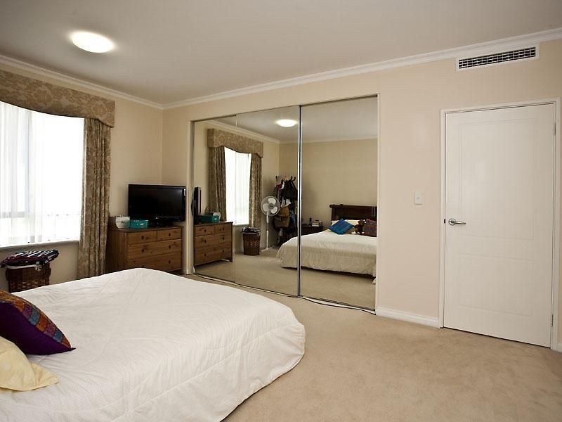 5/25 Haig Park Circle, East Perth WA 6004