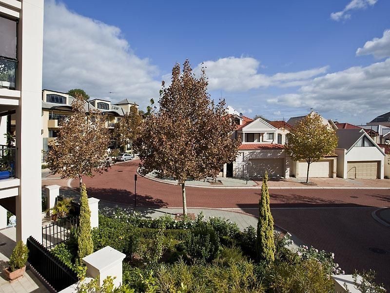 5/25 Haig Park Circle, East Perth WA 6004