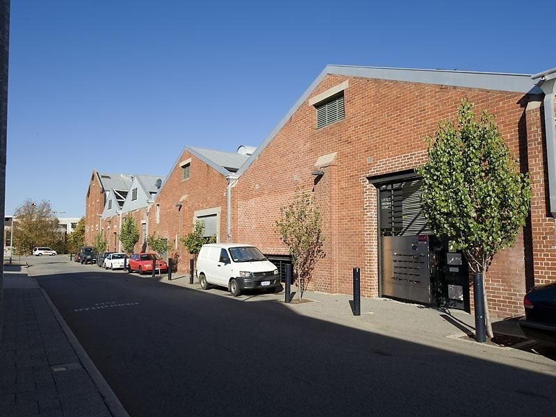 8 Little Brown Street, East Perth WA 6004