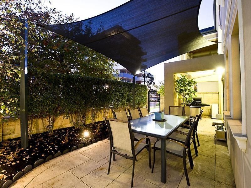 1/50 Victory Terrace, East Perth WA 6004