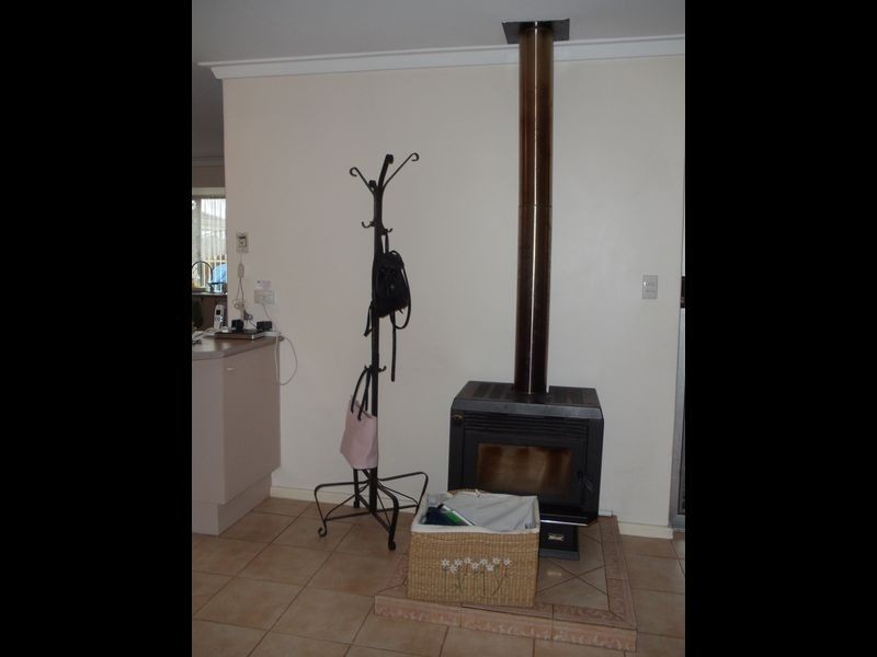 1 Stringy Bark Ramble, Willetton WA 6155