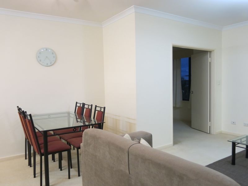 25/11 Regal Place, East Perth WA 6004